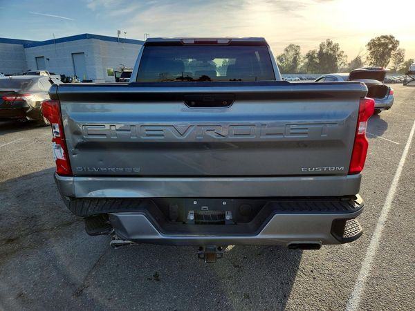 2020 CHEVROLET SILVERADO Custom