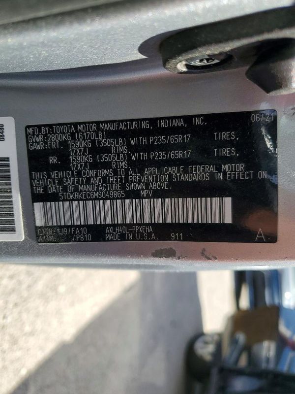 2021 TOYOTA SIENNA LE