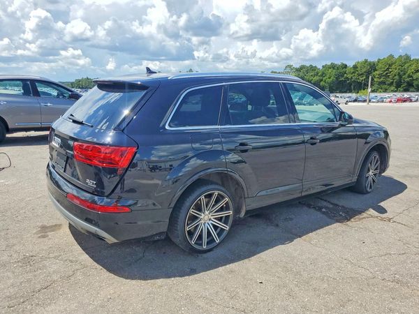 2017 AUDI Q7