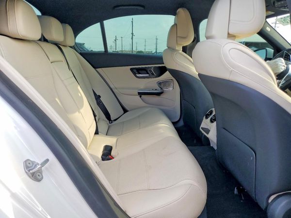2023 MERCEDES-BENZ C C300
