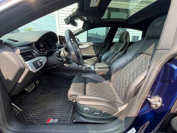 2018 AUDI S5