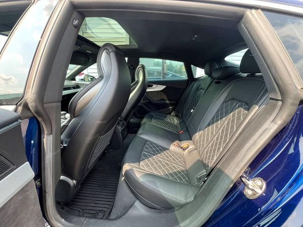 2018 AUDI S5