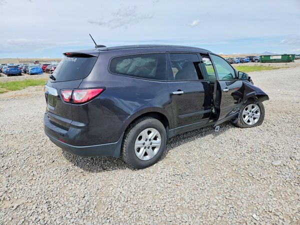 2017 CHEVROLET TRAVERSE LS