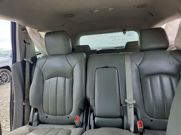 2017 CHEVROLET TRAVERSE LS