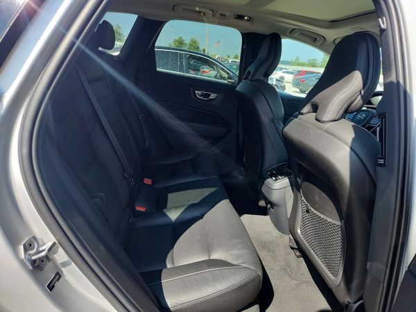 2019 VOLVO XC60 Inscription
