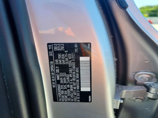 2019 VOLVO XC60 Inscription