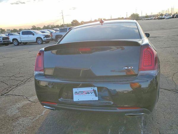 2020 CHRYSLER 300