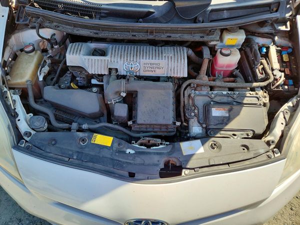 2015 TOYOTA PRIUS