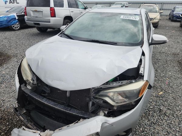 2015 TOYOTA COROLLA