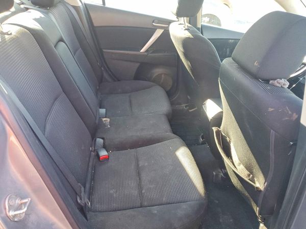 2013 MAZDA 3 Touring/GS