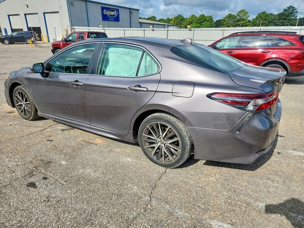 2021 TOYOTA CAMRY