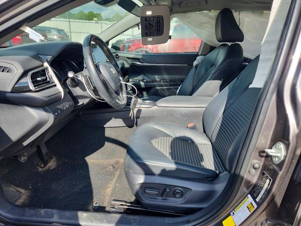 2021 TOYOTA CAMRY