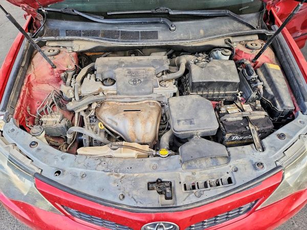 2014 TOYOTA CAMRY