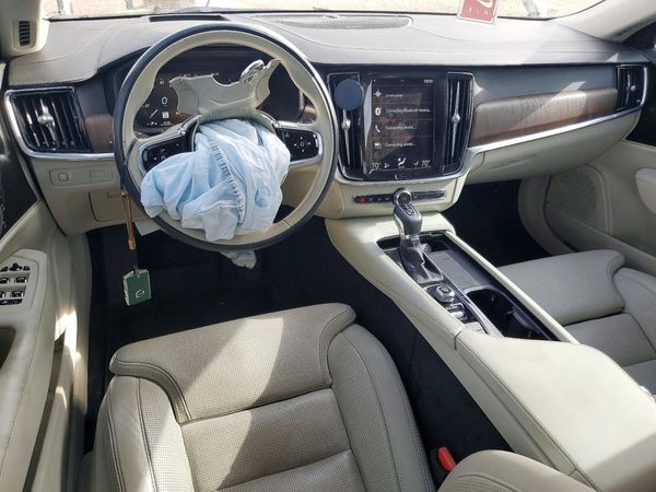 2021 VOLVO S90 Inscription