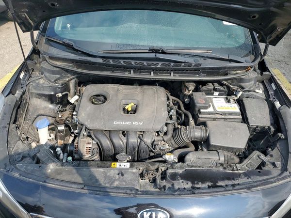2018 KIA FORTE LX Base