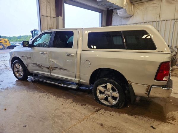 2018 RAM 1500 SLT CREW CAB 4X4