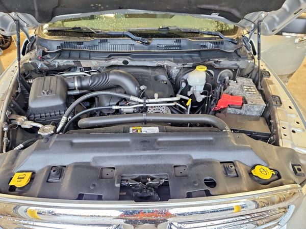 2018 RAM 1500 SLT CREW CAB 4X4