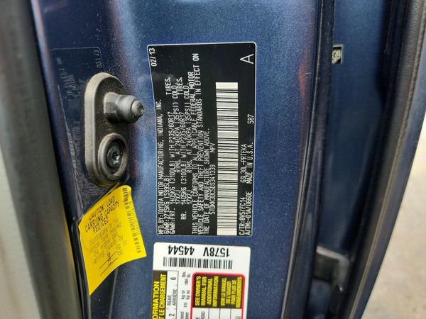 2013 TOYOTA SIENNA
