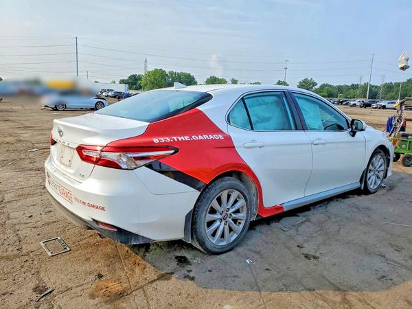 2020 TOYOTA CAMRY