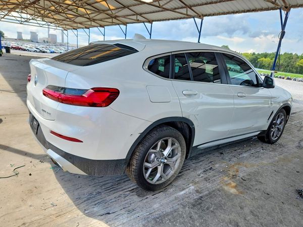 2022 BMW X4