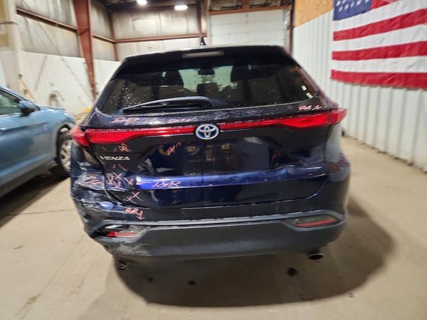2023 TOYOTA VENZA