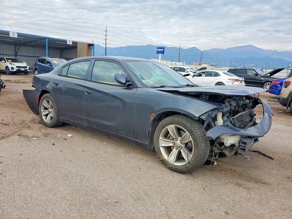 2016 DODGE CHARGER SXT
