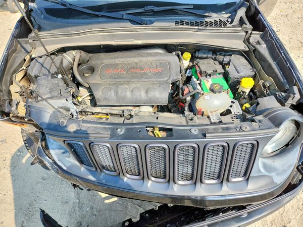 2016 JEEP RENEGADE TRAILHAWK 4X4