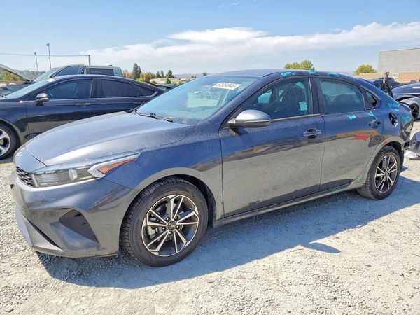 2022 KIA FORTE