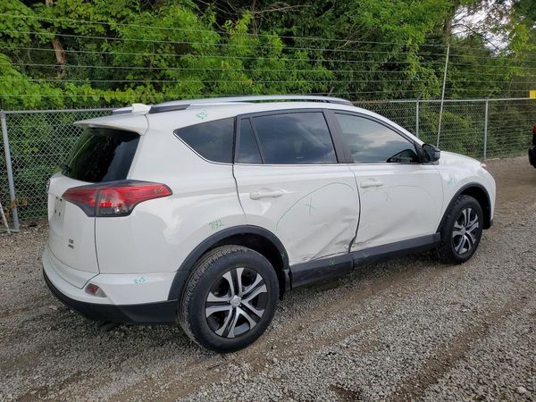 2016 TOYOTA RAV4 LE (X Grade)