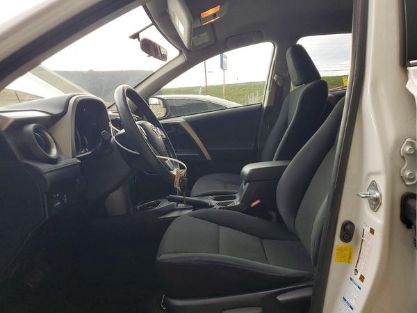 2016 TOYOTA RAV4 LE (X Grade)