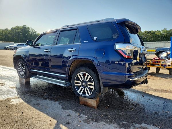 2022 TOYOTA 4RUNNER