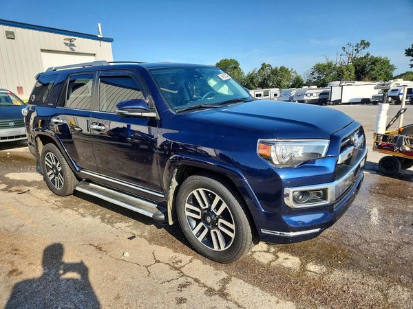 2022 TOYOTA 4RUNNER