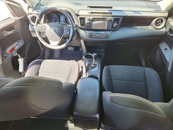 2018 TOYOTA RAV4 Adventure/XLE