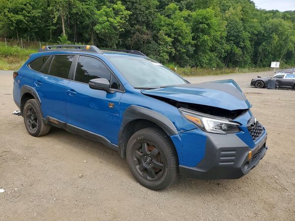 2022 SUBARU OUTBACK