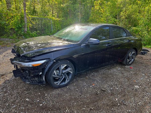 2024 HYUNDAI ELANTRA