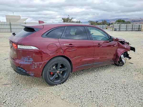2017 JAGUAR F-PACE