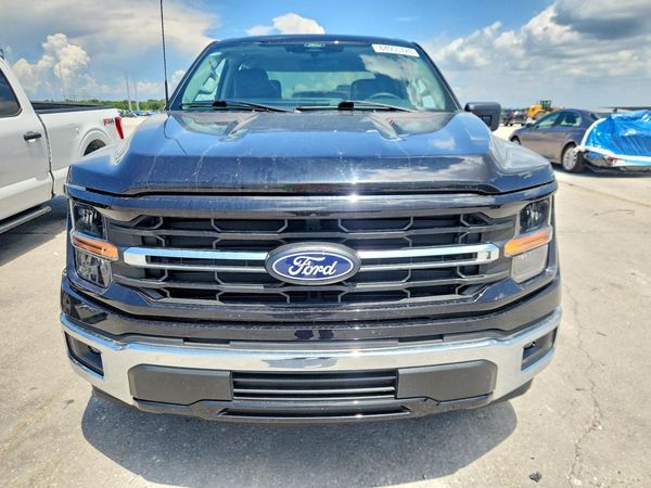 2025 FORD F150