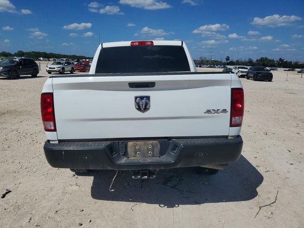 2022 RAM 1500 CLASSIC Tradesman