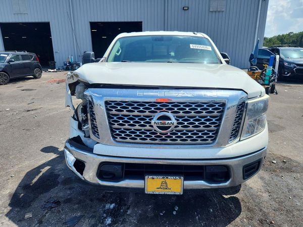 2019 NISSAN TITAN
