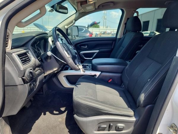 2019 NISSAN TITAN