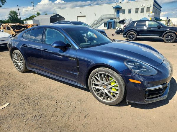 2019 PORSCHE PANAMERA 4 E-Hybrid