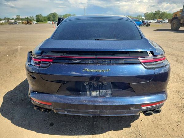 2019 PORSCHE PANAMERA 4 E-Hybrid