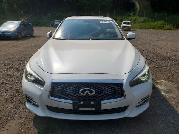 2017 INFINITI Q50