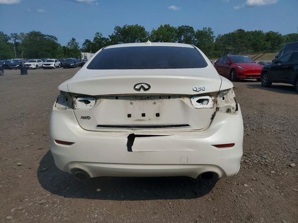 2017 INFINITI Q50