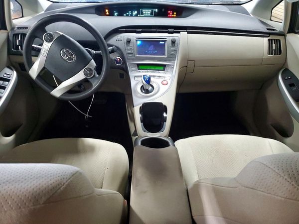2014 TOYOTA PRIUS