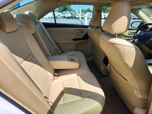 2017 TOYOTA CAMRY