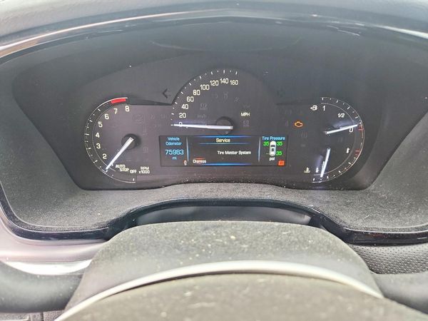 2017 CADILLAC XT5