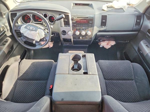 2013 TOYOTA TUNDRA SR5 — CKPT