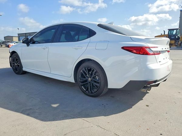 2026 TOYOTA CAMRY