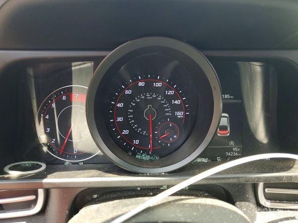 2022 HYUNDAI ELANTRA SE